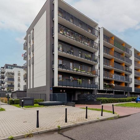Cozy Apartment With Parking Bakalarska By Noclegi Renters Warsawa Bagian luar foto
