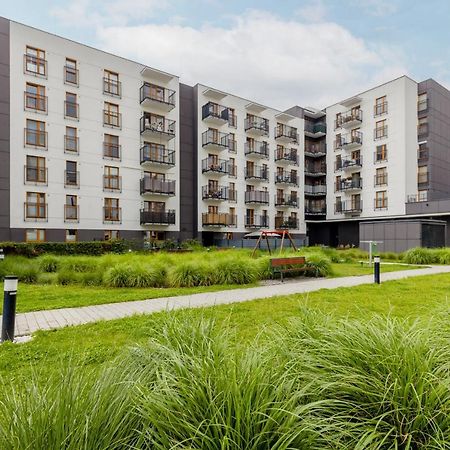 Cozy Apartment With Parking Bakalarska By Noclegi Renters Warsawa Bagian luar foto