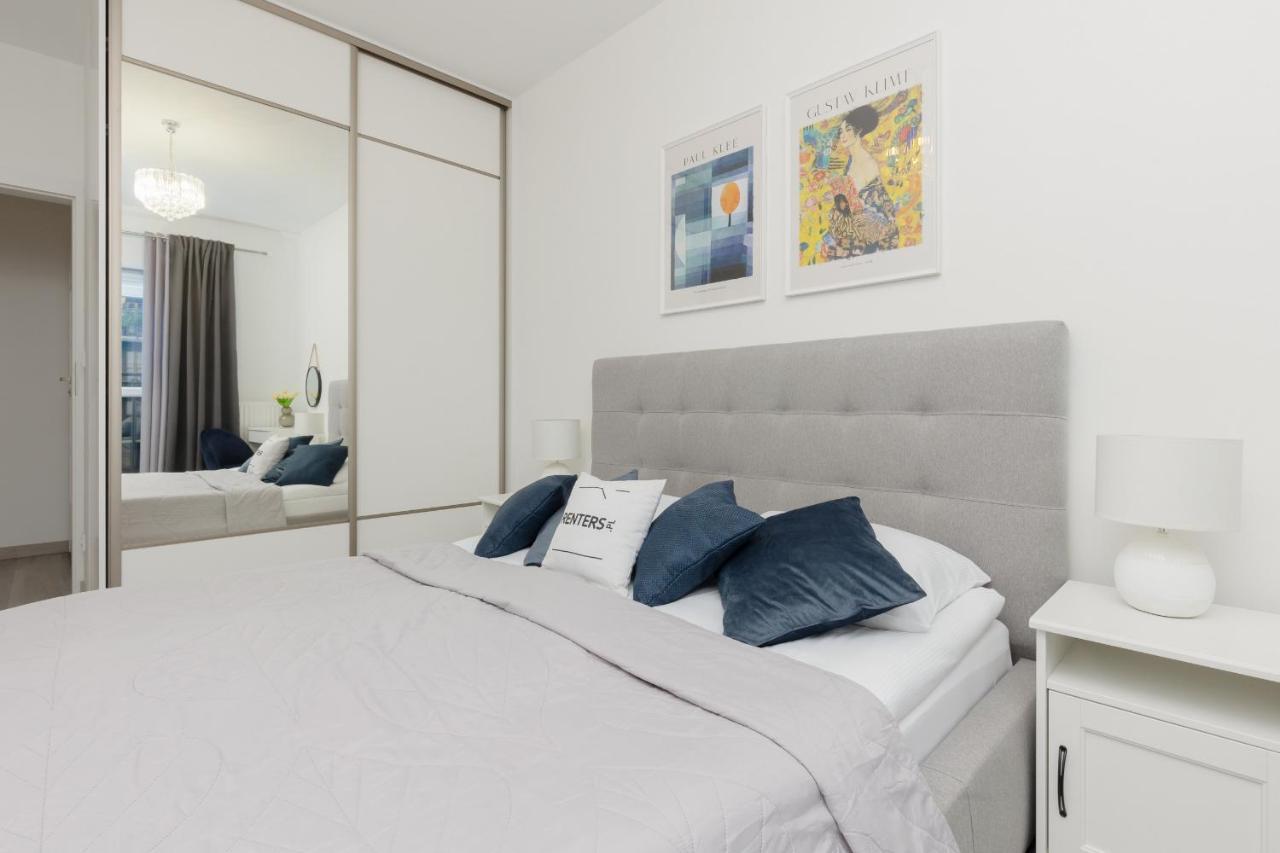 Cozy Apartment With Parking Bakalarska By Noclegi Renters Warsawa Bagian luar foto